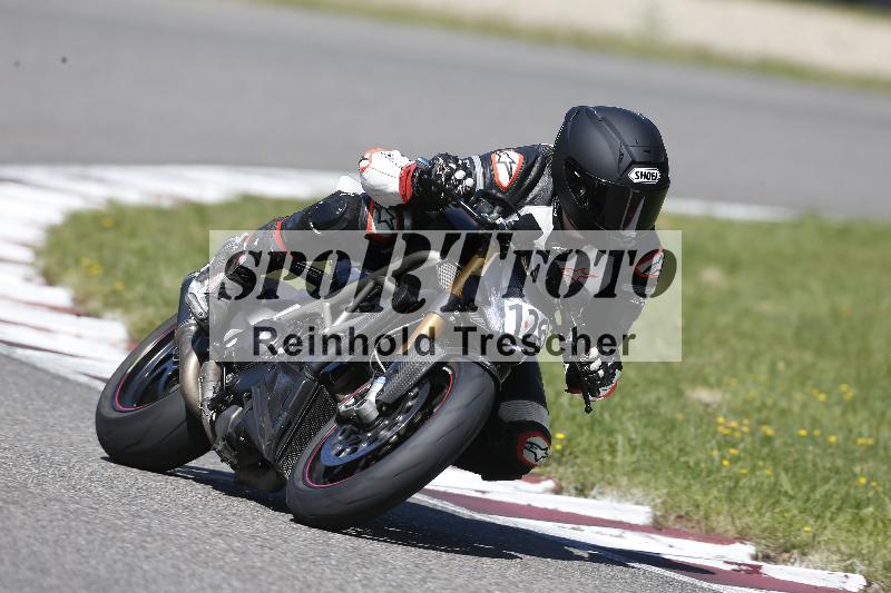 /Archiv-2025/48 25.08.2025 Cornu Master School ADR/rot-rouge/126